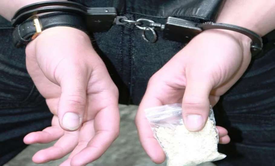 В Ельце у местного жителя обнаружены наркотики