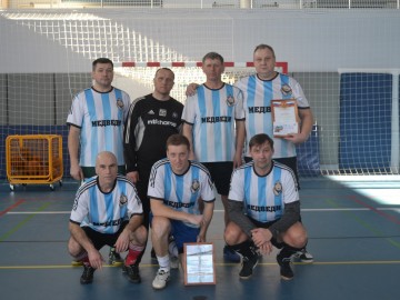 В игровом зале ФОК «Воргол» прошёл турнир по мини-футболу «Кубок Победы 2019»