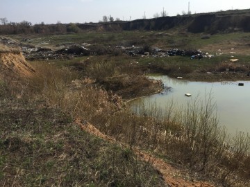 В Елецком районе обнаружена большая несанкционированная свалка мусора!
