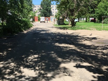 Почему в микрорайоне Новые Дома разбитые дороги и тротуары?! Как и во всём Ельце! Почему в микрорайоне Новые Дома разбитые дороги и тротуары?! Как и во всём Ельце!