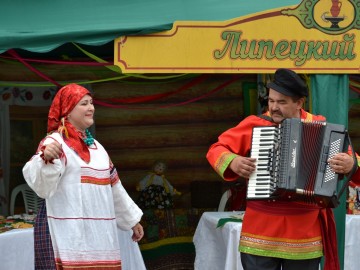 В Ельце проходит Фестиваль малых городов России В Ельце проходит Фестиваль малых городов России