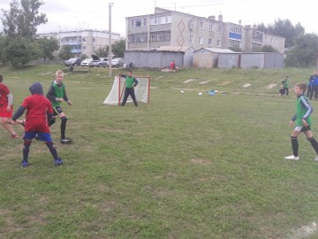 На стадионе посёлка Газопровод прошёл турнир по баскетболу и мини-футболу