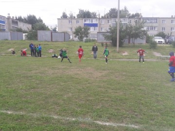 На стадионе посёлка Газопровод прошёл турнир по баскетболу и мини-футболу