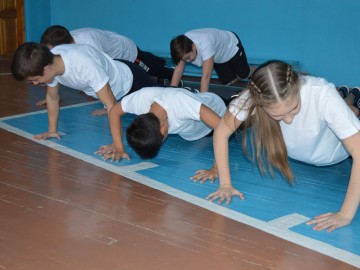 В общеобразовательных учреждениях города Ельца прошли «Уроки ГТО»