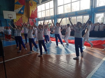 21 октября в школе №10 прошло торжественное открытие Единой недели ГТО