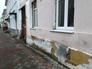 Печальное состояние центра города отражается на его жителях