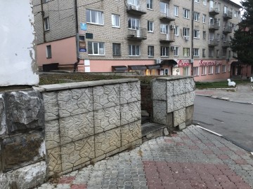 Печальное состояние центра города отражается на его жителях