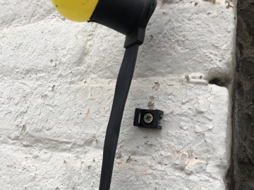 Администрация Ельца испортила фасады старинных зданий в центре города!