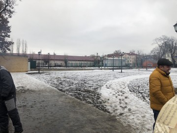 Администрация Ельца запустила жителей в парк Железнодорожников, где более пяти лет не сделано до конца благоустройство!