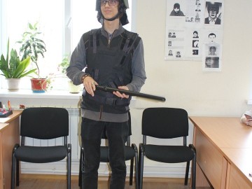 Елецкие школьники и студенты побывали на экскурсии в отделе полиции