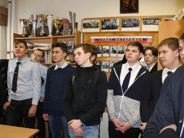 Елецкие школьники и студенты побывали на экскурсии в отделе полиции