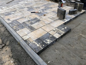 В Петровском парке вовсю кипит работа по благоустройству! В Петровском парке вовсю кипит работа по благоустройству!