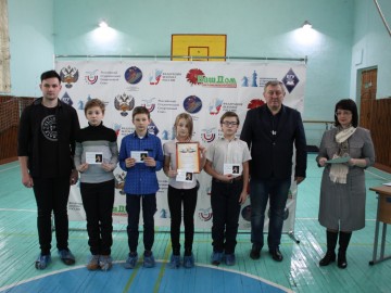 Елецкие школьники сразились за шахматное лидерство в турнире «Белая ладья»