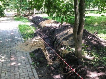 Какой ужас сейчас творится в сквере Комсомольцев в Ельце!