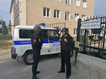 Полиция Ельца проводит учения в связи с предстоящими выборами