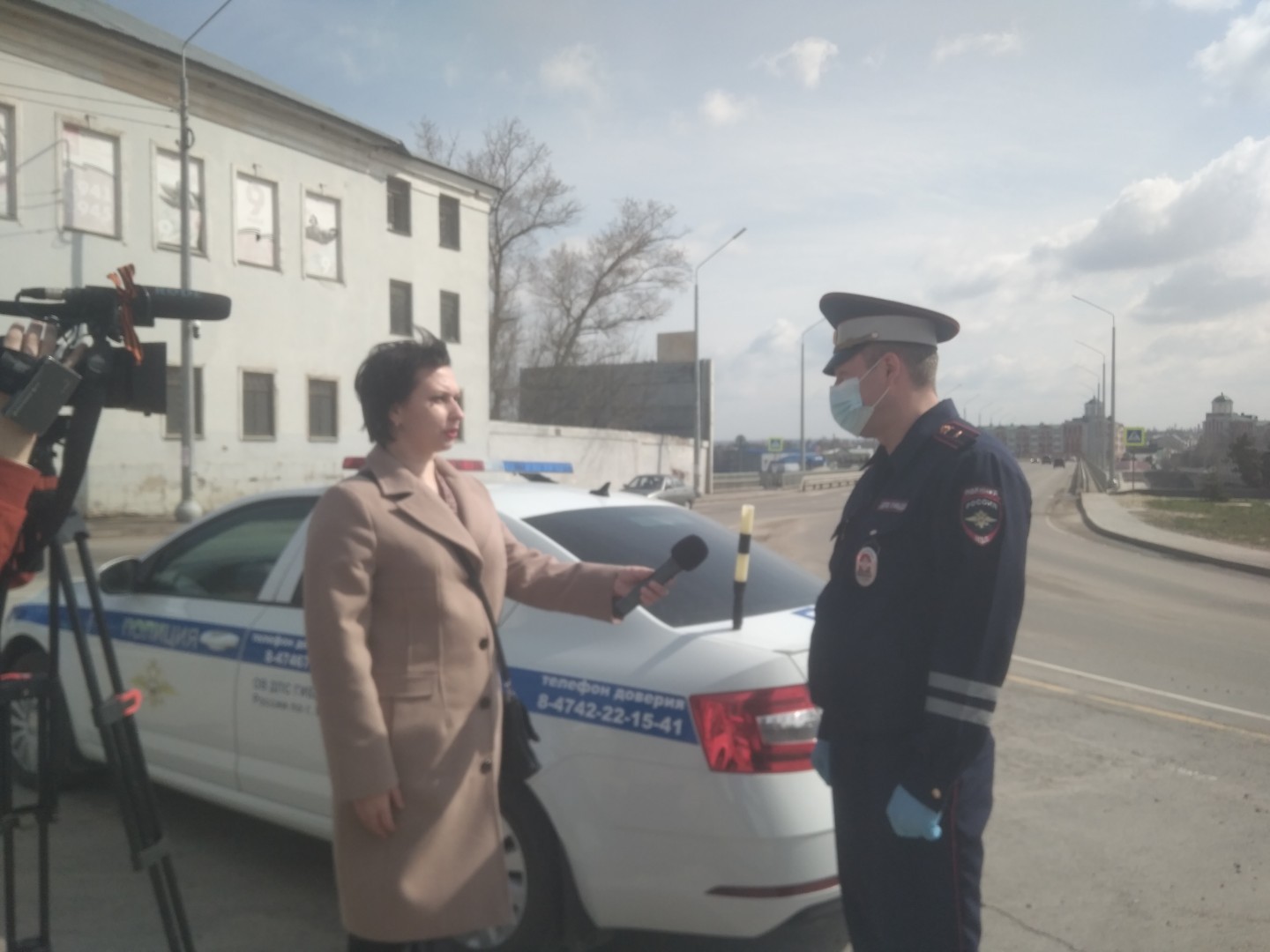 В Ельце прошло мероприятие ГИБДД совместно с «Елецким лицеем сферы бытовых  услуг» и представителями МБУ «ЕТРК» / Новости