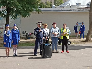 В Ельце прошла акция "Безопасная дорога в школу"