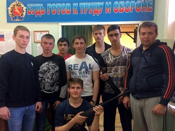 В Ельце на базе местного отделения ДОСААФ прошли соревнования по стрельбе, посвященные Дню Победы В Ельце на базе местного отделения ДОСААФ прошли соревнования по стрельбе, посвященные Дню Победы
