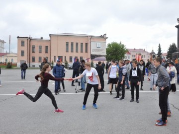 В Ельце состоялась легкоатлетическая эстафета, посвященная 72-летию Победы в Великой Отечественной войне