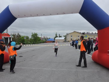 В Ельце состоялась легкоатлетическая эстафета, посвященная 72-летию Победы в Великой Отечественной войне