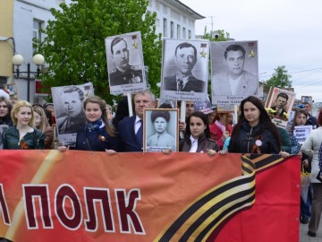 В Ельце прошел Парад Победы