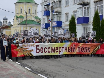 В Ельце прошел Парад Победы