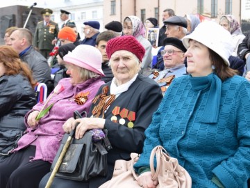 В Ельце прошел Парад Победы
