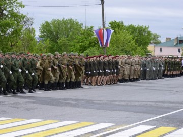 В Ельце прошел Парад Победы