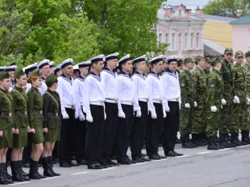 В Ельце прошел Парад Победы