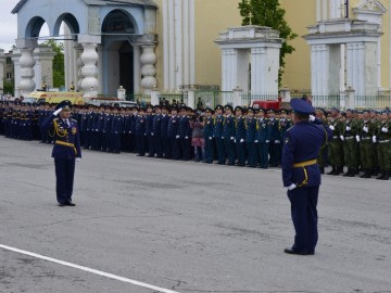 В Ельце прошел Парад Победы