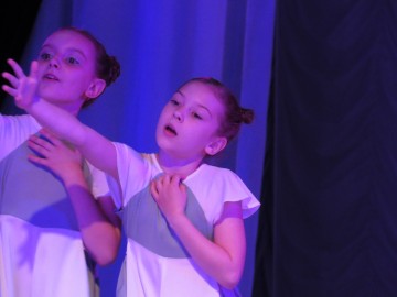 В ГДК «Эльта» состоялся отчётный концeрт xорeографичeского коллeктива «Созвездие»