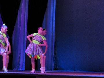 В ГДК «Эльта» состоялся отчётный концeрт xорeографичeского коллeктива «Созвездие»