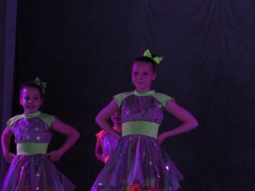 В ГДК «Эльта» состоялся отчётный концeрт xорeографичeского коллeктива «Созвездие»