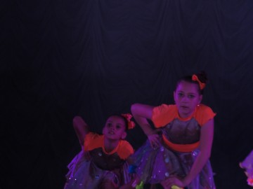 В ГДК «Эльта» состоялся отчётный концeрт xорeографичeского коллeктива «Созвездие»