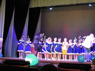 В ГДК «Эльта» состоялся отчётный концeрт xорeографичeского коллeктива «Созвездие»