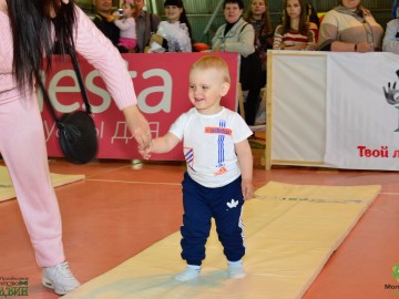 В Ельце прошел 5-й юбилейный спортивный семейный праздник «Забег ползунков»