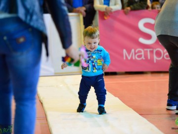 В Ельце прошел 5-й юбилейный спортивный семейный праздник «Забег ползунков»