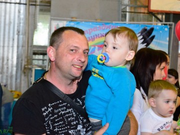 В Ельце прошел 5-й юбилейный спортивный семейный праздник «Забег ползунков»