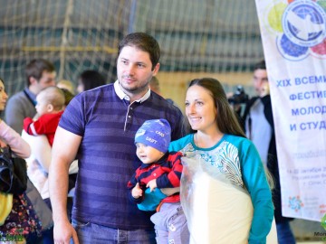 В Ельце прошел 5-й юбилейный спортивный семейный праздник «Забег ползунков»