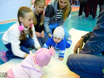 В Ельце прошел 5-й юбилейный спортивный семейный праздник «Забег ползунков»