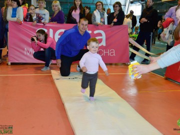 В Ельце прошел 5-й юбилейный спортивный семейный праздник «Забег ползунков»