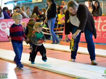 В Ельце прошел 5-й юбилейный спортивный семейный праздник «Забег ползунков»