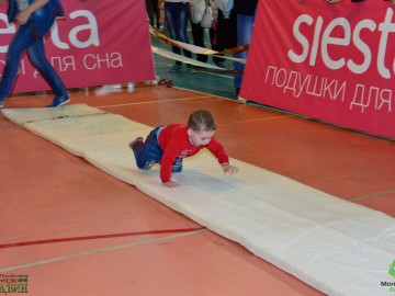 В Ельце прошел 5-й юбилейный спортивный семейный праздник «Забег ползунков»