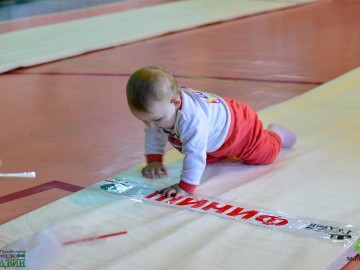 В Ельце прошел 5-й юбилейный спортивный семейный праздник «Забег ползунков»