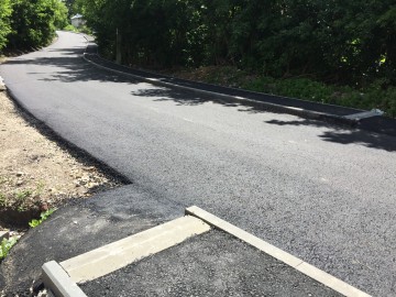 Дорогу у Знаменского женского монастыря сделали уже, чем была!