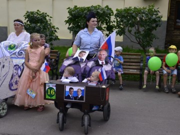 В Ельце состоялся «Парад колясок»