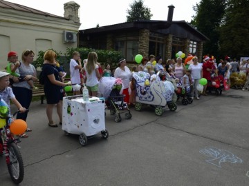 В Ельце состоялся «Парад колясок»