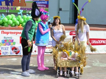 В Ельце состоялся «Парад колясок»