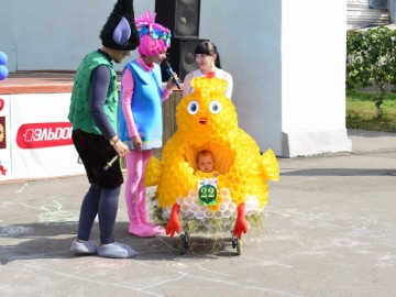 В Ельце состоялся «Парад колясок»