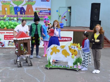 В Ельце состоялся «Парад колясок»